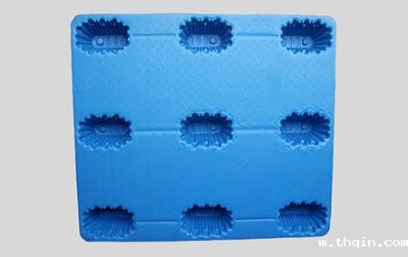 在吹塑托盘上堆放货物时应注意哪些方面? 在吹塑托盘上堆放货物时应注意哪些方面?